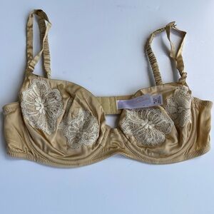 Oscar de la Renta 36B 100% Silk Floral Embroidery Unlined Bra Super Soft